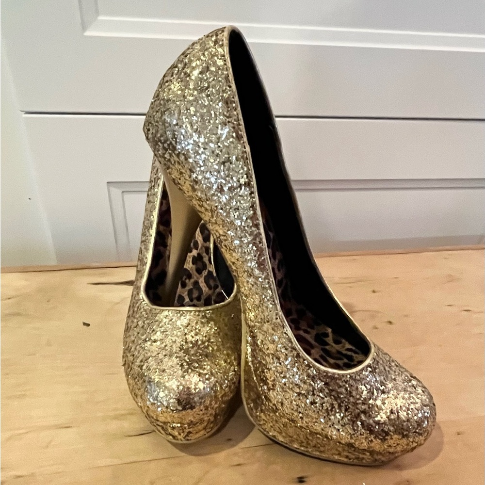 Fredericks of Hollywood Gold Glitter Women's Pumps/stilletos size 10